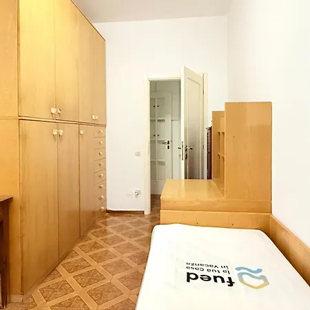 S353 - Sirolo, Ampio Quadrilocale Accessoriato Con Giardino Apartmán