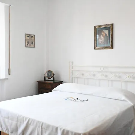 S353 - Sirolo, Ampio Quadrilocale Accessoriato Con Giardino * סירולו