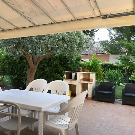 S353 - Sirolo, Ampio Quadrilocale Accessoriato Con Giardino Sirolo