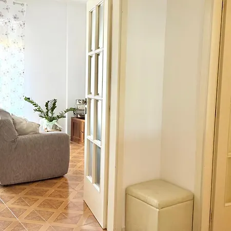 S353 - Sirolo, Ampio Quadrilocale Accessoriato Con Giardino דירה *